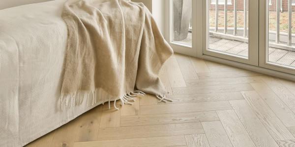 Reformas Integrales Barberà del Vallès · Instalación de Parquet, Moquetas, Gres, Porcelánicos